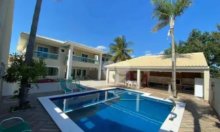 Condomínio Maramar - Casa Duplex reformada, com 5 Suítes e uma bela vista livre para Montanhas. Recreio dos Bandeirantes/RJ.