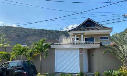 Casa com 3 dormitórios à venda, 323 m² por R$ 1.800.000,00 - Vargem Pequena - Rio de Janeiro/RJ