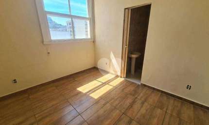 Apartamento sala quarto - andar alto - indevassável -  excelente localização - R$500.000,00 - Catete - RJ