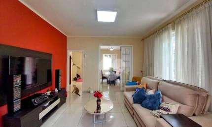 Casa com 3 quartos à venda, 297 m² por R$ 1.450.000 no bairro da Glória.