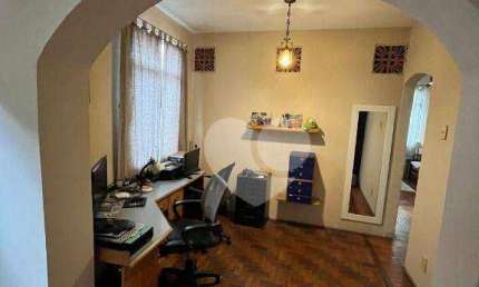 Casa triplex, 4 quartos, 1 suíte, 2 vagas, Méier, RJ