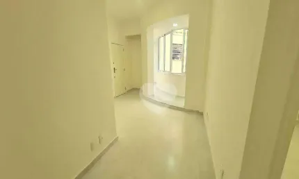 Sala quarto - reformado - andar alto - fundos - silencioso -por r$ 500.000 - catete - rio de janeiro/rj