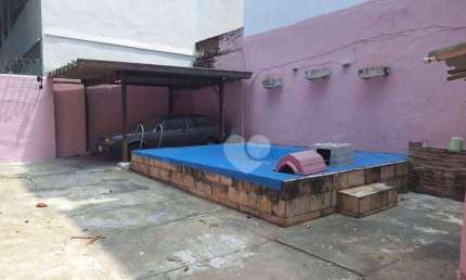 Grajau Vendo Casarao Duplex 3 quartos Piscina Vaga para 4 carros Localização privilegiadíssima Gurupi esquina com Itabaiana