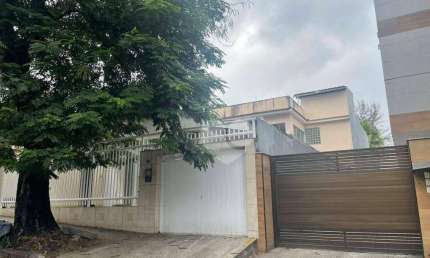 Casa com 6 quartos à venda, 742 m² por R$ 1.600.000 - Tanque - Rio de Janeiro/RJ