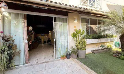 Casa Triplex 4 Quartos – Villagio Del Mare – 180m² | Reformada e Impecável
