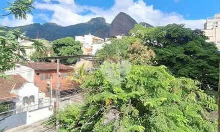 Apartamento á venda hall, sala, 3 quartos,dependência no valor r$336.000,00-grajaú - rio de janeiro/rj.