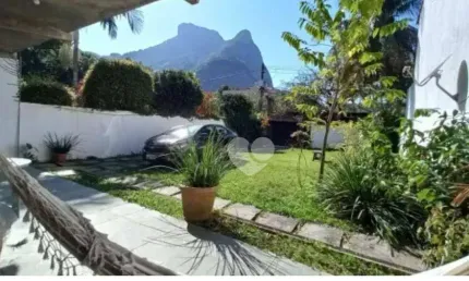 Casa com 4 quartos à venda, 283 m² por R$ 2.200.000 - Barra da Tijuca - Rio de Janeiro/RJ