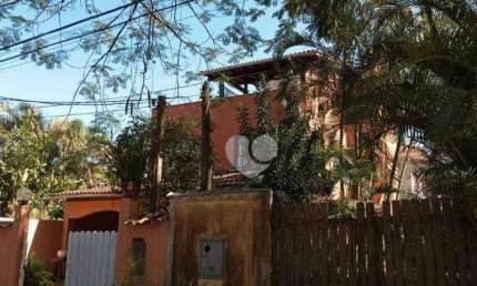 Casa com 4 quartos à venda, 254 m² por R$ 790.000 - Vargem Pequena - Rio de Janeiro/RJ