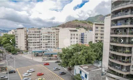 Lopes Enjoy vende apartamento na Tijuca, 2 quartos sendo 1 suite recentemente reformado 67m2.