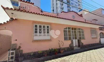 Casa de vila linear e sem condomínio - 3 vagas - ótima localização - R$580.000,00 - Méier - RJ