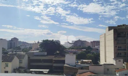 Apartamento Duplex à Venda no Andaraí – 2 Quartos, Terraço Gourmet e 2 Vagas