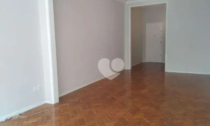 Apartamento com 3 quartos à venda, 102 m² por R$ 400.000