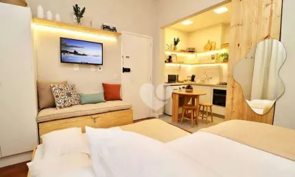 Lopes Enjoy vende sala quarto, Copacabana, porteira fechada, alugado no Airbnb 26m2 , Valor 660.000, excelente investimento.