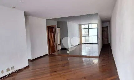 Apartamento a venda, Varanda, sala, 3 quartos, suíte, vaga escritura, R$535.000,00- Grajaú- Rio de Janeiro.