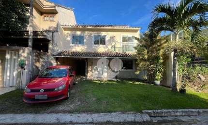 Casa com 4 quartos à venda, 300 m² por R$ 650.000 - Pontal Oceânico