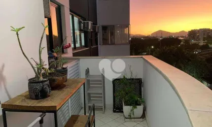 Apartamento com 2 dormitórios à venda, 67 m² por R$ 588.000 - Recreio dos Bandeirantes -