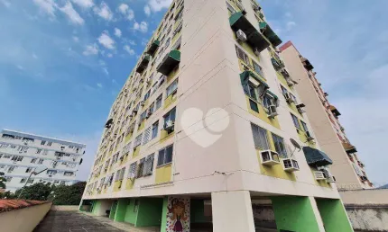 Junto ao  norte shopping, prédio com excelente apresentação, 2qts com armários, port 24h,churrasqueira e  vaga  $230.000,00 - todos os santos