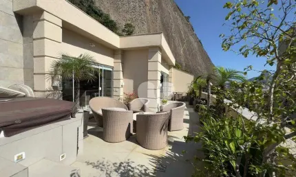 Prédio com piscina e academia! cobertura com terraço amplo, 2 quartos, dependência revertida e 2 vagas à venda, 200 m² por r$ 2.850.000 - lagoa