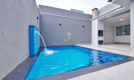 Casa com piscina e 2 suítes no Jardim Munique - Maringá/PR