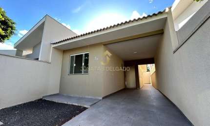 Casa à venda no bairro Parque Residencial Aeroporto - Maringá/PR