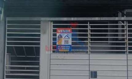 Sobrado à venda no bairro Sítio Cercado - Curitiba/PR