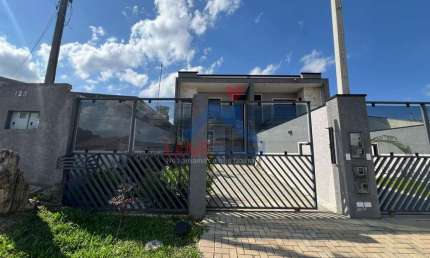 Sobrado à venda no bairro Nações - Fazenda Rio Grande/PR