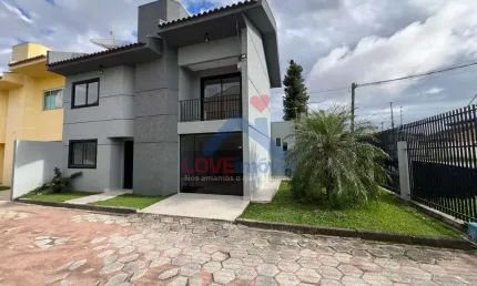 Sobrado à venda no bairro Pioneiros - Fazenda Rio Grande/PR