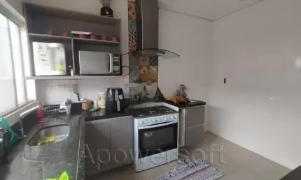 Linda casa  armários e piscina bairro tocantins, uberlândia mg