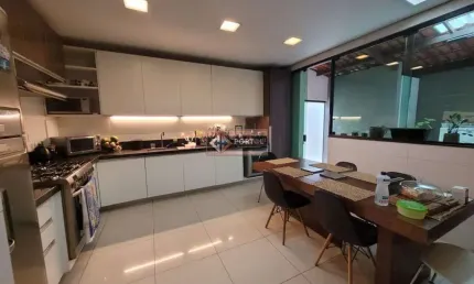 Casa com 4 quartos à venda em Bandeirantes, Belo Horizonte , 521 m2 por R$ 2.400.000