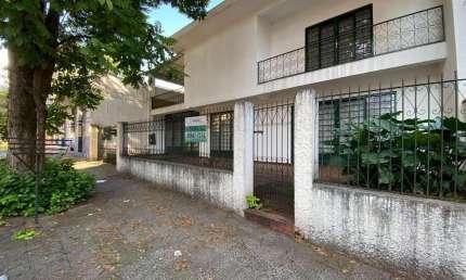 Casa comercial à venda na Rua Anhangüera, 145, Zona 03, Maringá