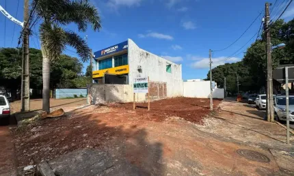 Terreno Comercial para Venda em Maringá, Jardim Mandacaru
