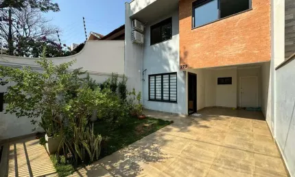 Sobrado para Venda em Maringá, Parque Residencial Cidade Nova, 3 dormitórios, 1 suíte, 4 banheiros, 2 vagas