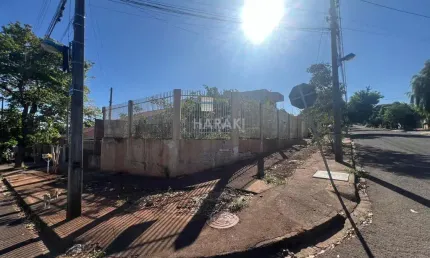 Terreno à venda na Rua José Granado Parra X Rua Egydo Pitarelli, 1700, Jardim Paulista, Maringá