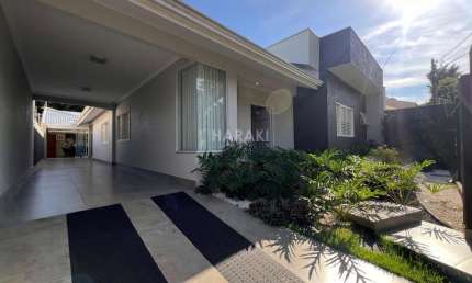 Casa para Venda em Maringá, Jardim Novo Horizonte, 4 dormitórios, 1 suíte, 3 banheiros, 3 vagas