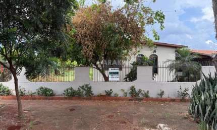 Terreno à venda na Rua Umuarama, 317, Zona 08, Maringá
