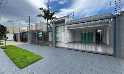 Casa para Venda em Maringá, Jardim Paraizo, 4 dormitórios, 1 suíte, 3 banheiros, 4 vagas