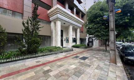 Apartamento para Venda em Maringá, Zona 01, 4 dormitórios, 4 suítes, 6 banheiros, 4 vagas