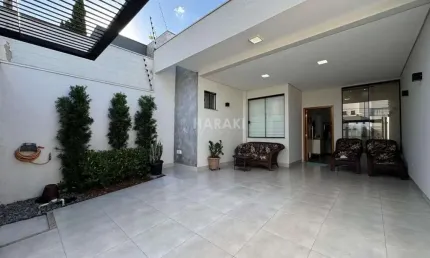 Casa para Venda em Maringá, Jardim Itália II, 3 dormitórios, 3 suítes, 4 banheiros, 2 vagas