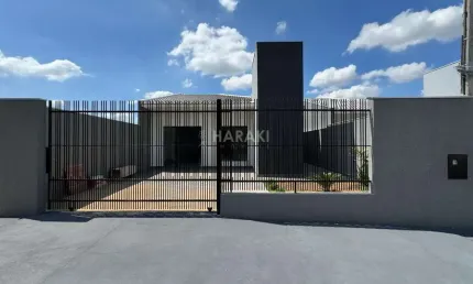 Casa para Venda em Maringá, Jardim Guairacá, 3 dormitórios, 1 suíte, 2 banheiros, 2 vagas