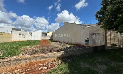 Terreno à venda na Rua Pioneiro Olinto Mariani, 1749, Jardim Monte Rei, Maringá