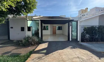 Casa para Venda em Maringá, Jardim Itália II, 3 dormitórios, 1 suíte, 2 banheiros, 2 vagas
