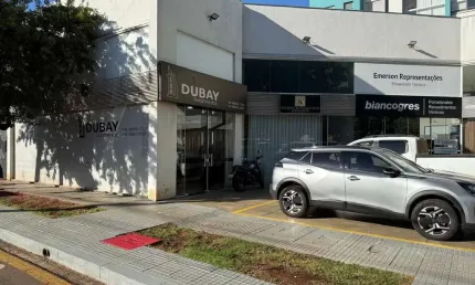 Sala comercial à venda na Rua Mitsuzo Taguchi, Vila Nova, Maringá