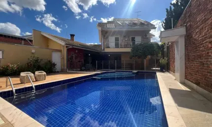 Sobrado para Venda em Maringá, Zona 20, 4 dormitórios, 1 suíte, 4 banheiros, 4 vagas