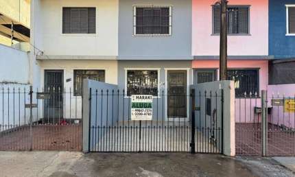 Sobrado para Locação em Maringá, Zona 07, 2 dormitórios, 1 banheiro