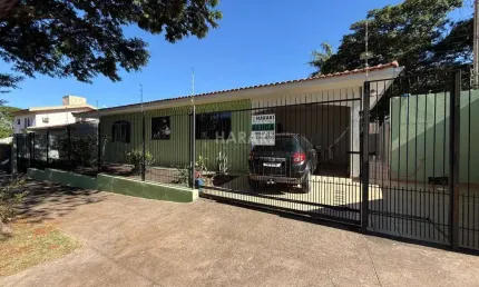 Casa para Locação em Maringá, Zona 05, 4 dormitórios, 1 suíte, 3 banheiros, 3 vagas