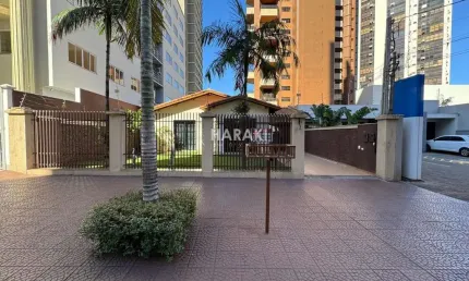 Casa Comercial para Venda em Maringá, Zona 01, 4 dormitórios, 1 suíte, 3 banheiros, 4 vagas