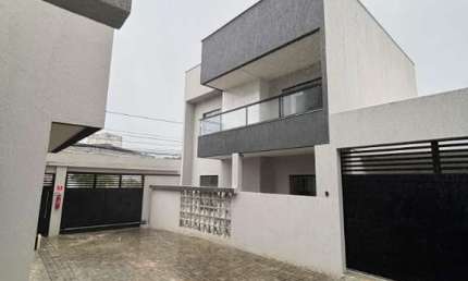 Casa para Venda e Aluguel em Buraquinho, 4 Quartos, Suíte e Varanda