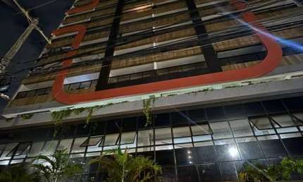 Apartamento, quarto/sala com varanda em Armação, Mobialido