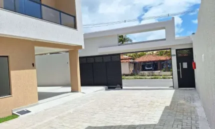 Casa Duplex à Venda no Bosque do Quiosque Pitangueiras ? Lauro de Freitas