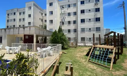 Apartamento com 2 quartos para alugar na Rua Rubem de Almeida Machado, 16, Centro, Lauro de Freitas